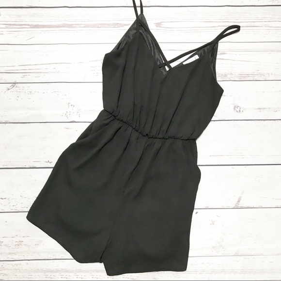 SOLD!   NEW Lush Black Romper, XS, w/ pockets! - Picture 2 of 7